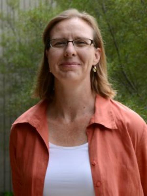 Headshot of Lara Fowler